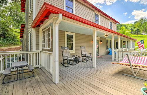 Fish, Float and Relax Fireside Home Near New River! - Foto 27