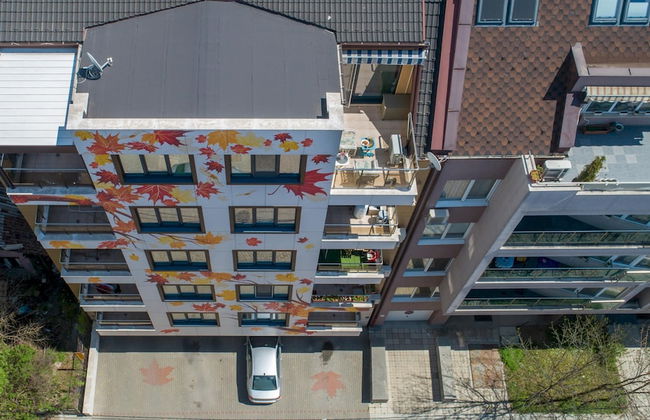 Colorful Studio With Balcony - Free Parking - Foto 7