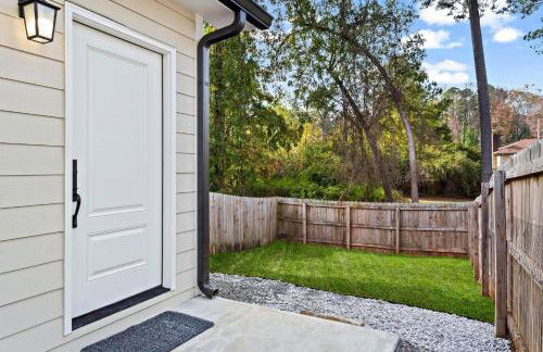 Stylishly Restored Townhome - Convenient access - Foto 10