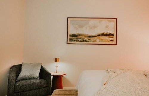 Timeless Modern Luxury at Bellerive on the River - Photo 32