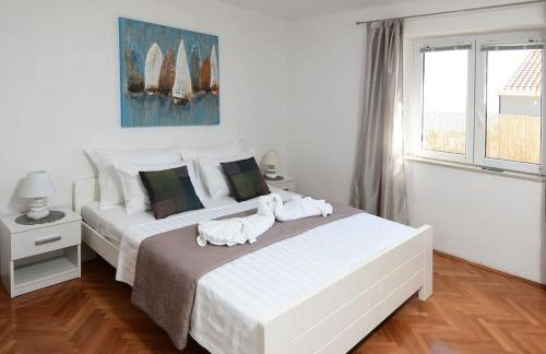 Wave n' Sea Apartment With a Private Pool - Foto 18