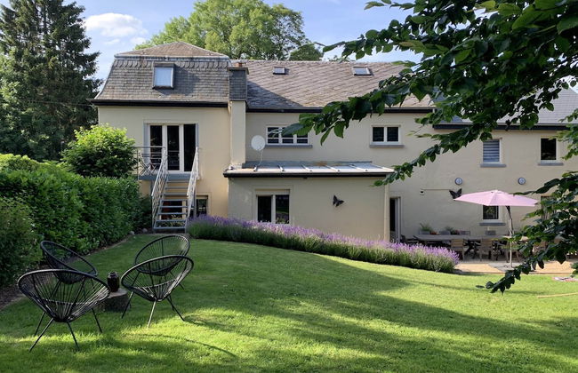 Beautiful Group House With Large Garden - Photo 1