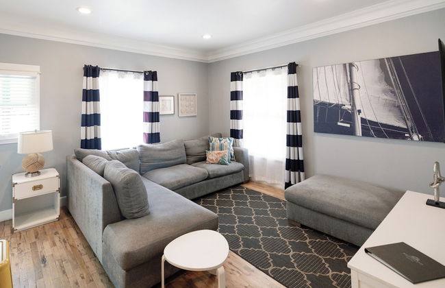 The Historic Broadlind Hotel at Long Beach Convention Center - Foto 76