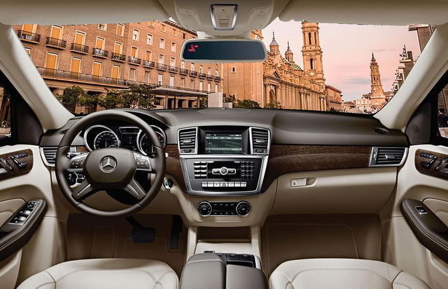 Zaragoza Private Transfer from the city centre to Zaragoza Airport - Photo 1