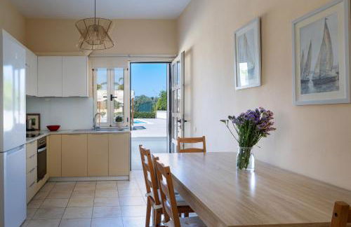 Queen Electra with pool and tennis court - Photo 10