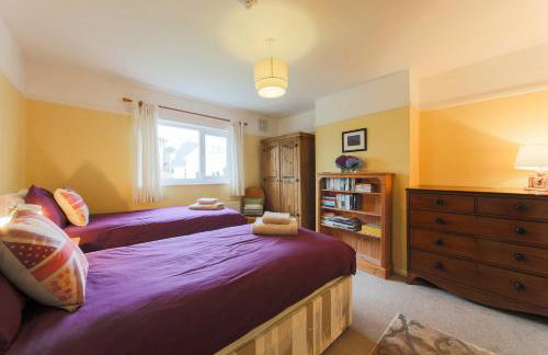 5 Bedroom House with Sea Views - Photo 27