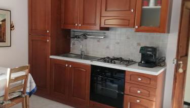 Monolocale con giardino e parcheggio privato CITRA zero zero ottanta trentuno LT 0281 - Photo 4