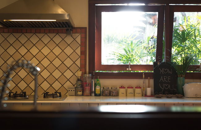 Teakwood Villa - Photo 14