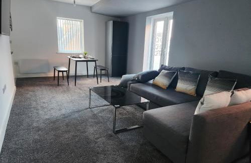 Derby City Centre Apartment With Roof Top Hot Tub - Foto 27