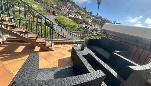 The House of Passos - Photo 2