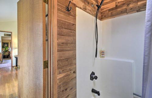 Peaceful Cabin on Horse Farm, 5 Mi to Town! - Foto 20