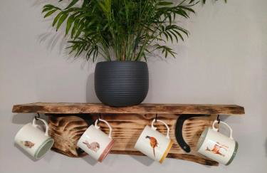 The Hideaway with hot tub - Foto 11