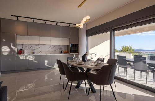 Panoramica apartment w balcony and swimming pool - Foto 11
