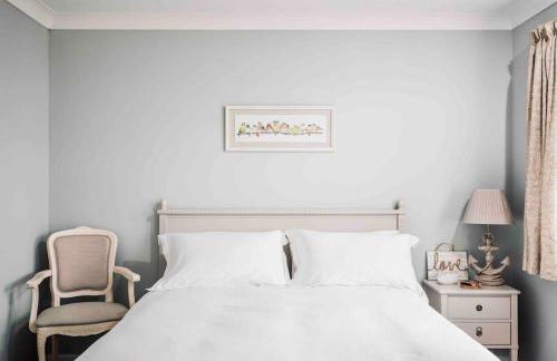 Lilliput Hideaway 5 mins from Sandbanks Beach - Photo 13