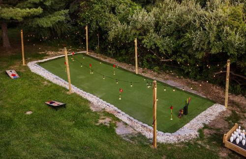 Epic Family Stay - 40' Putting Green, Theater, Hot Tub, Sauna - Foto 39