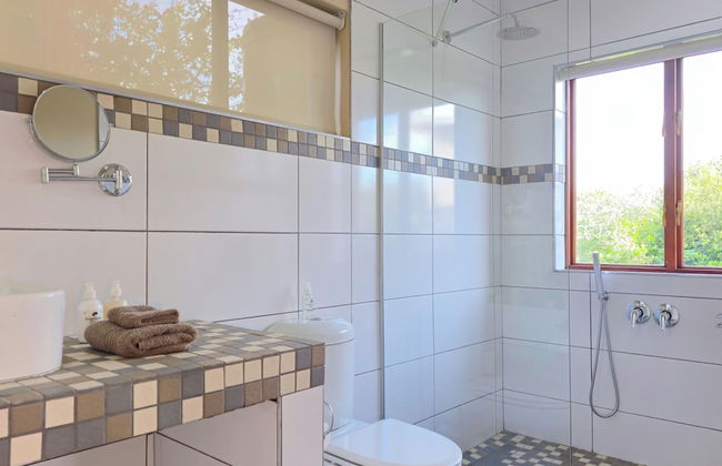 Hitgeheim Garden Cottages - Photo 24