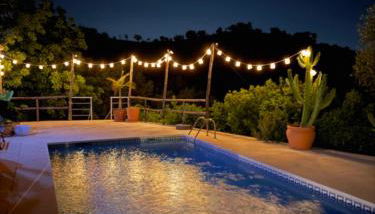 Authentic Luxury Villa in Oasis with Pool close to Malaga - Foto 2