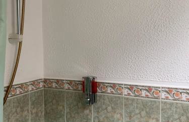 Spacious semi detached house - Photo 25