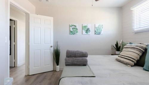 Spacious 2BR Condo, Steps to Downtown Gilbert, King Bed & Laundry - Foto 3