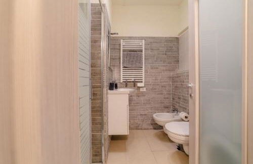 Casa Anastasia with private patio by GardaDoma - Foto 9