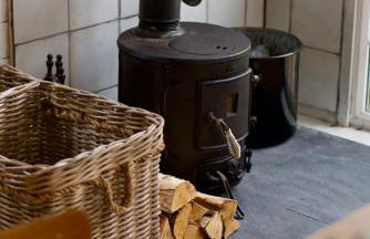 Cosy Canal-side lodge with log burner - Foto 17