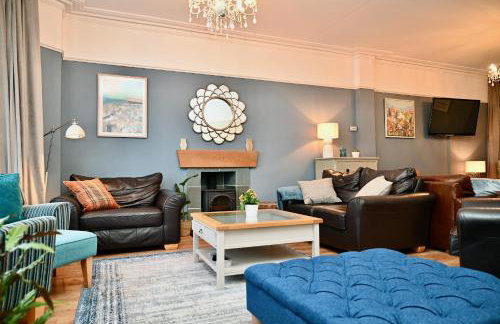 Bay View, Sleeps 18, 7 Bedrooms, 7 Bathrooms, Seafront, Criccieth - Foto 20