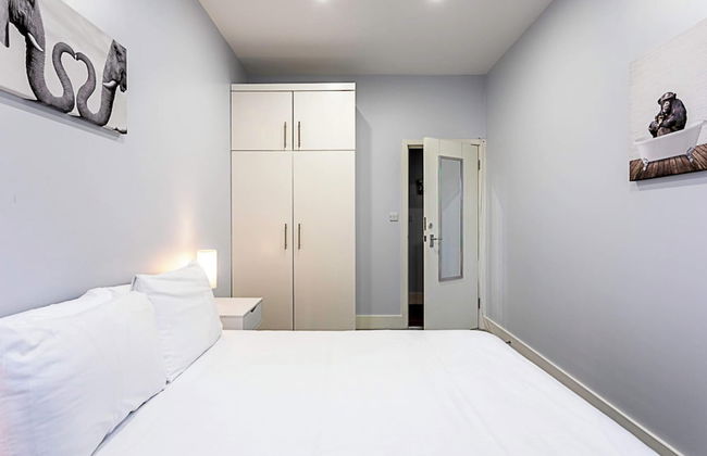 Modern Clapham Apartment - Photo 2