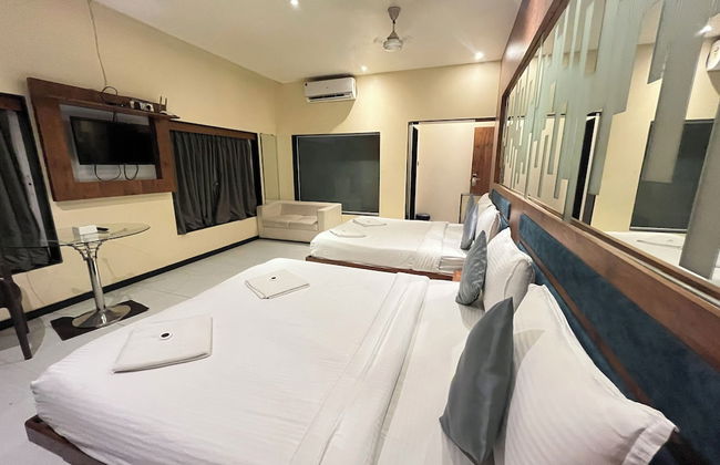 The Saroja Grand Villa Resorts - Photo 19