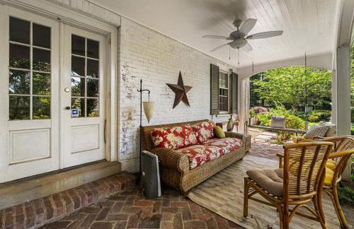 7BR Historic Estate Private Yard Near DC and Old Town - Vassar - Foto 16