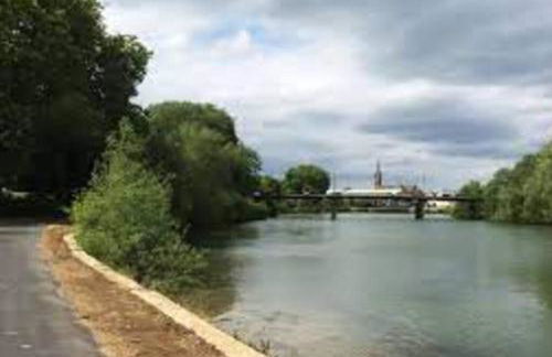 Appartement chaleureux , cosy, bien équipé et bien placé - Foto 13