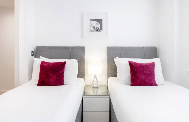 Roomspace Apartments -Abbot's Yard - Photo 3