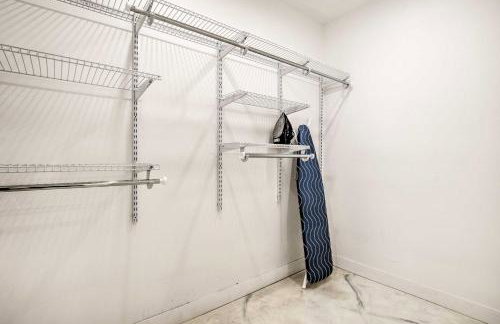 Renovated Griffith Family Home in Chicagoland Area - Foto 15