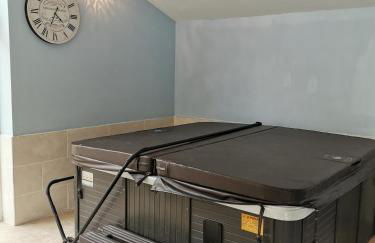 Couples Country Escape includes Private Indoor Pool and Hot tub in North Wales - Foto 58