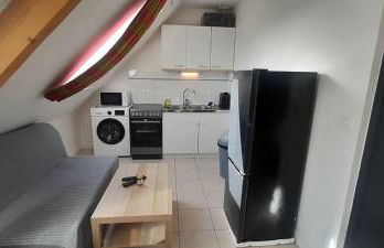 Déols studio balnéo 2-4 pers - wifi - parking - Foto 10