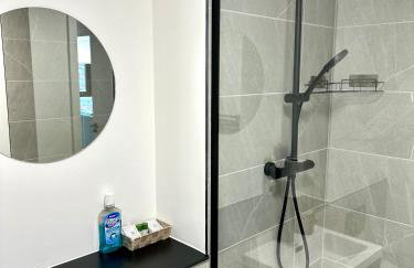 Fresh 2Bed 2Bath Apartment 2mins drive to Man Utd Stadium - Foto 12