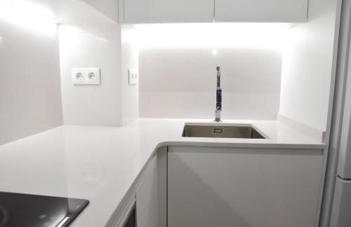 Apartamento nuevo en Calella totalmente reformado con Parking privado - Photo 19