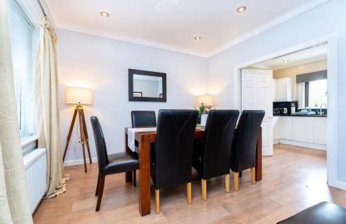 NEW Four Bedroom House - all rooms ensuite - Photo 14