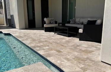 Beautiful New construction home - New Pool & Spa! - Foto 29