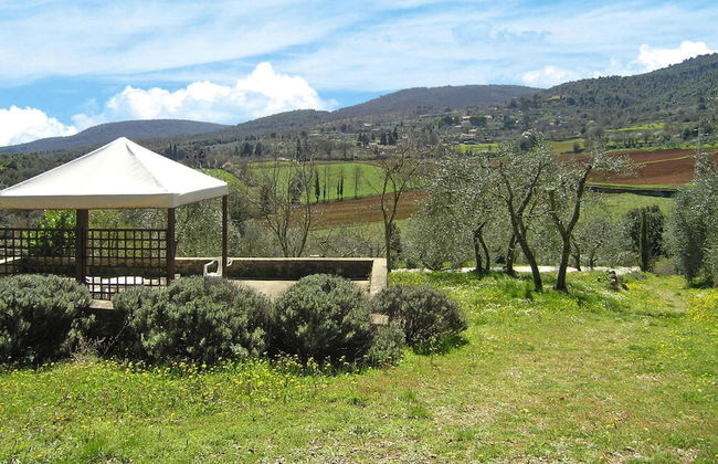 Charming Villa in Tuscany With Pool & Views - Foto 19