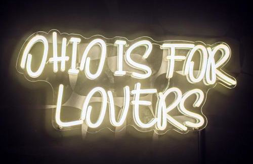 Rooftop Patio, Hot Tub and Games City Escape - Foto 21