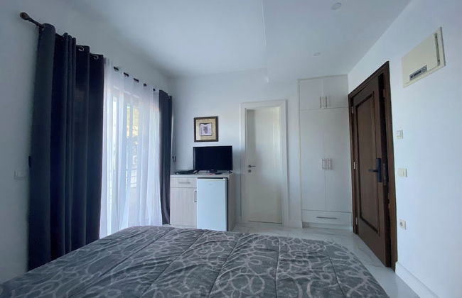 Apartments Princess Valdanos - Photo 73