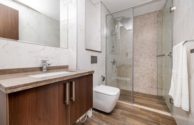 Unlock J One - Photo 23