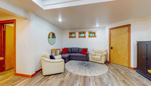 The Hideaway - Photo 4