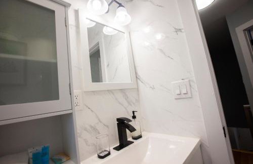 Alafia- Cozy JFK Area Home - This property is a hosted property meaning the host live on site - Foto 12