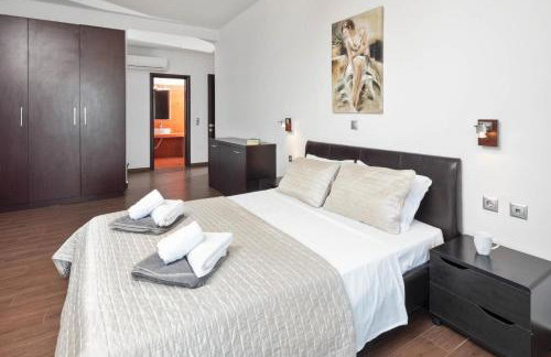 Anna Nissaki - Photo 39