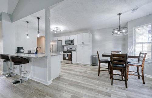 Stylish 4BR Urban Oasis - Foto 10