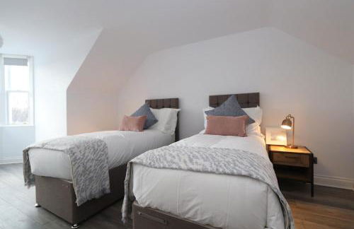 Dollar Apartments-41 Bridge Street - Photo 69