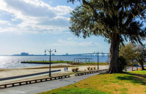 Ocean Springs Cottage 2 Bedroom 2 Bath Sleeps 4 Max - Foto 15