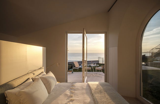 Seaview Castle by Cadenzalux - Photo 4