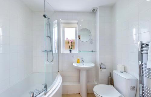 Bright 2 Bed Apartments in Marston Oxford, Free Parking, OX3 Near John Radcliffe Hospitals & University Parks - Foto 49